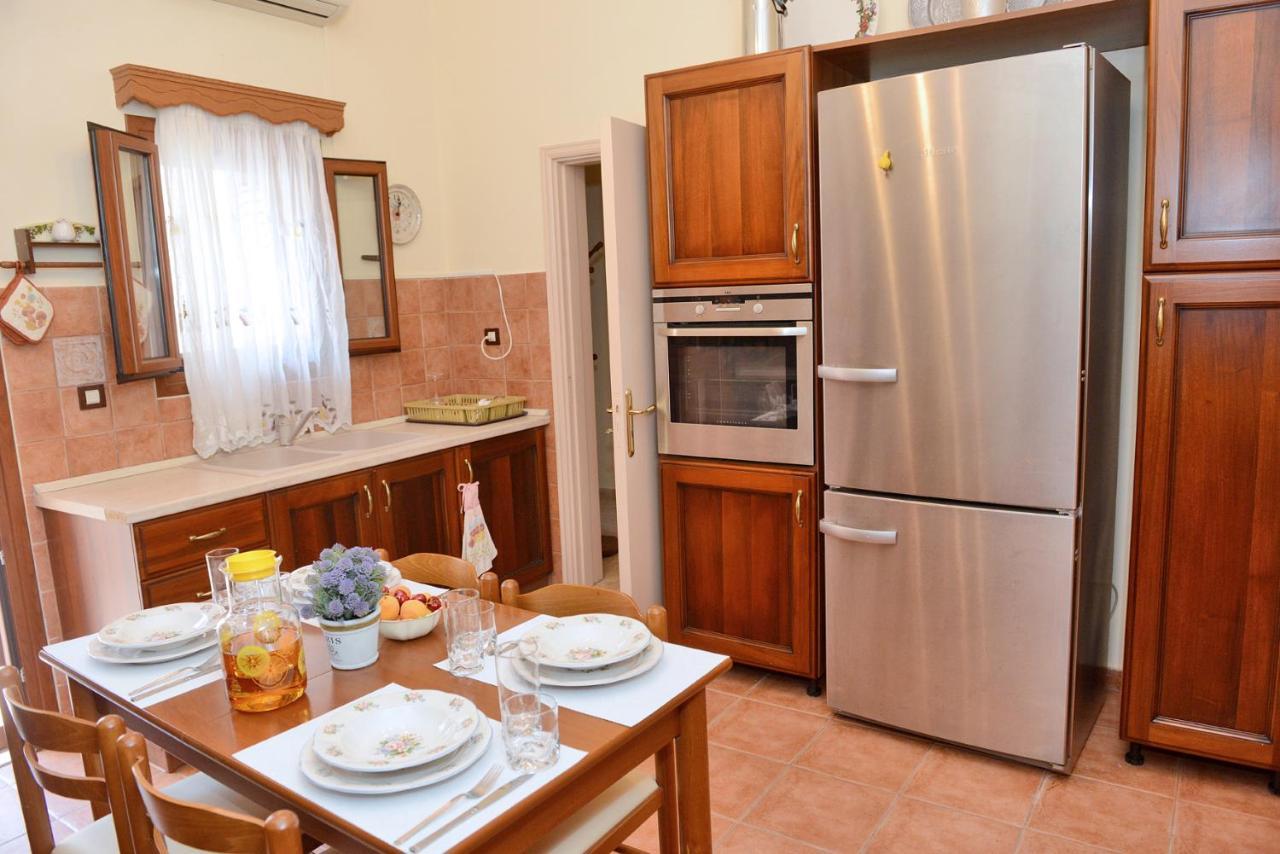 Classical Villa Archontiko D&M Rhodes City Bagian luar foto