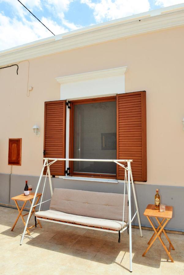 Classical Villa Archontiko D&M Rhodes City Bagian luar foto